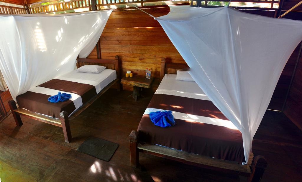 Raja Ampat Dive Resort Tapokreng Ngoại thất bức ảnh