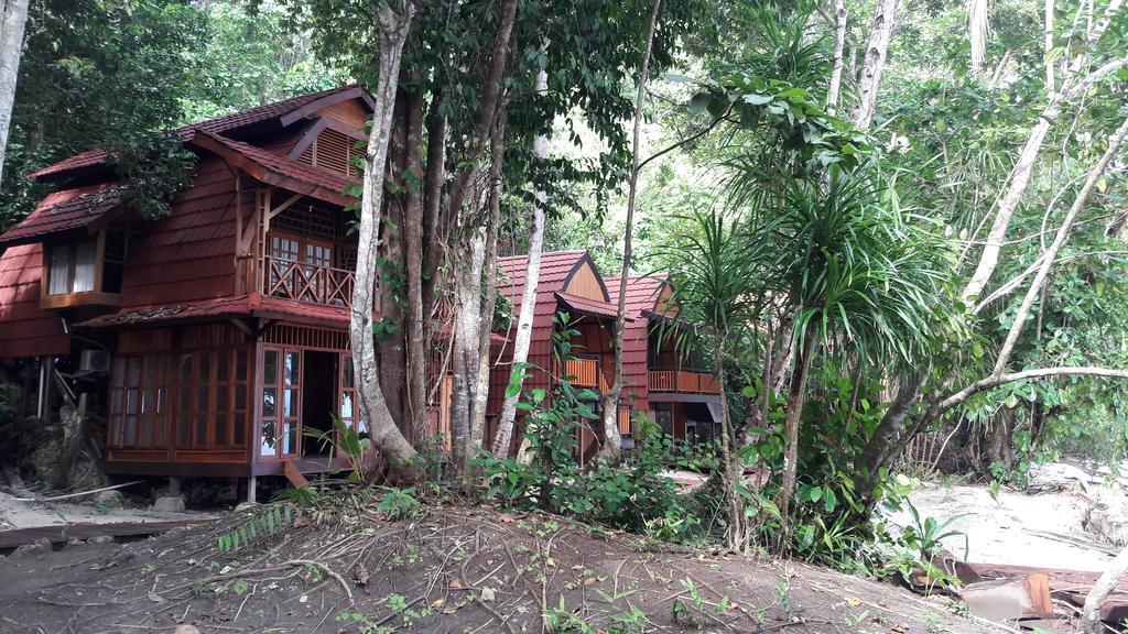 Raja Ampat Dive Resort Tapokreng Ngoại thất bức ảnh